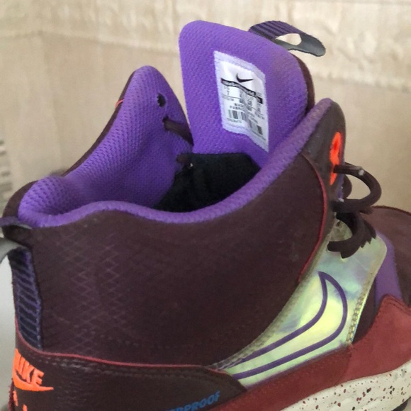 Nike - Picture 8 of 8